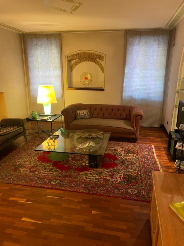 Immagine 1 di Casa indipendente in vendita  a Trento