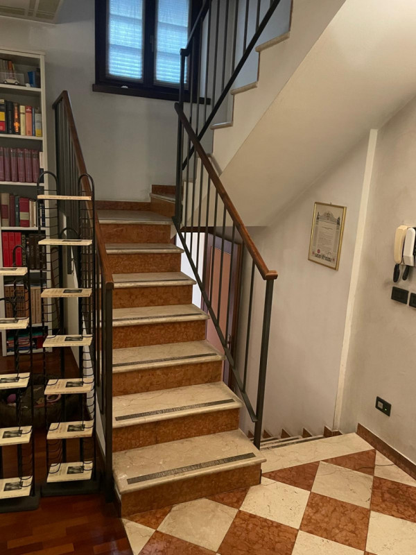 Immagine 4 di Casa indipendente in vendita  a Trento