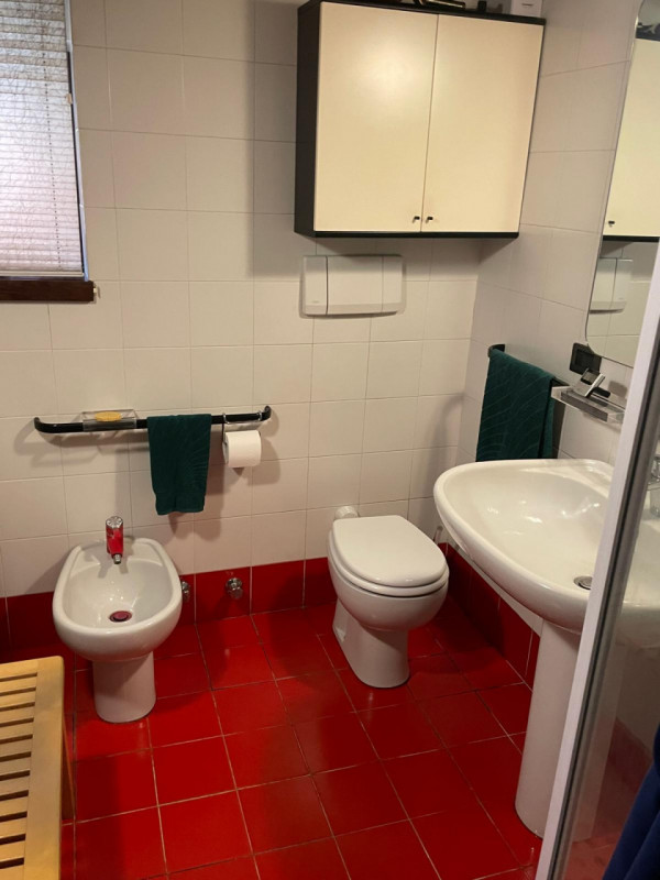 Immagine 16 di Casa indipendente in vendita  a Trento