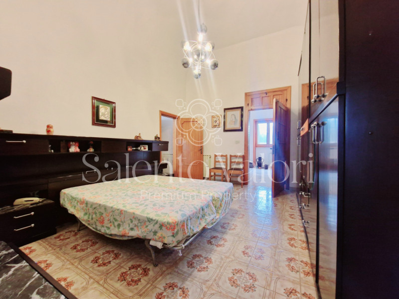 Immagine 22 di Villa in vendita  in Via Provinciale Tuglie 13 a Parabita