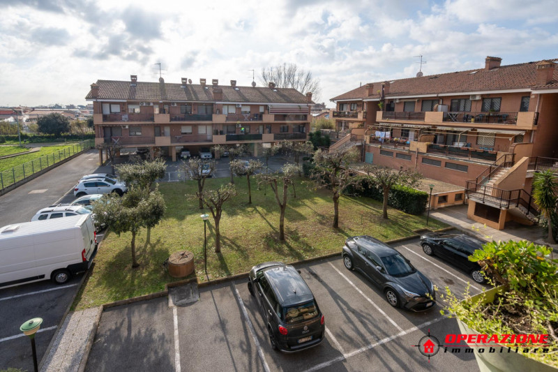 Immagine 14 di Appartamento in vendita  in via amico bignani a Fiumicino