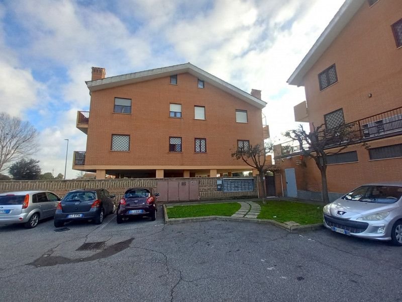 Immagine 27 di Appartamento in vendita  in via amico bignani a Fiumicino