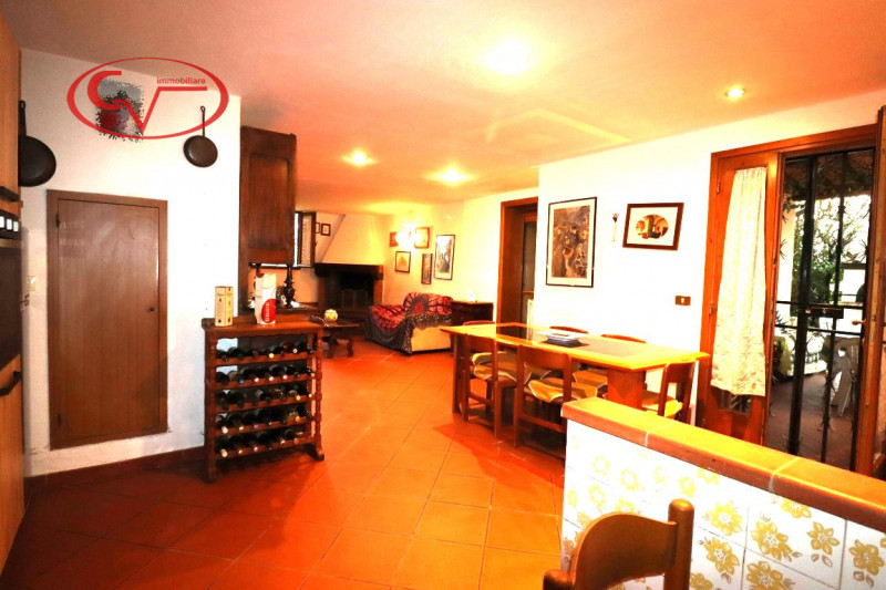 Immagine 10 di Villa in vendita  in gaville a Figline E Incisa Valdarno