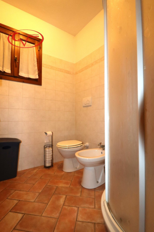 Immagine 14 di Villa in vendita  in gaville a Figline E Incisa Valdarno