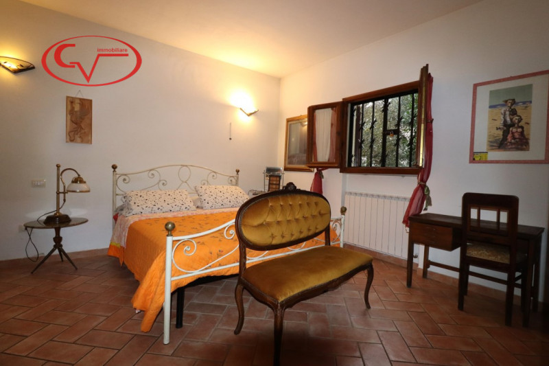 Immagine 16 di Villa in vendita  in gaville a Figline E Incisa Valdarno