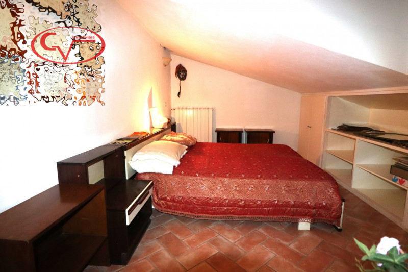 Immagine 22 di Villa in vendita  in gaville a Figline E Incisa Valdarno