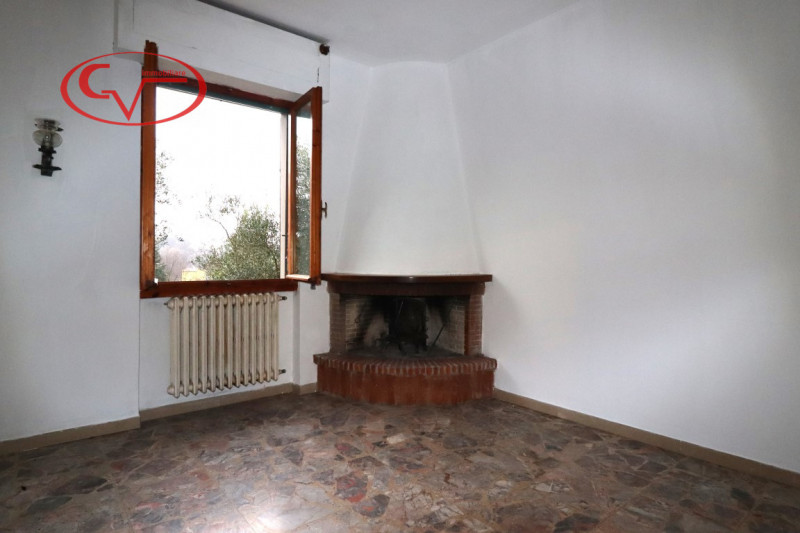 Immagine 25 di Villa in vendita  in gaville a Figline E Incisa Valdarno