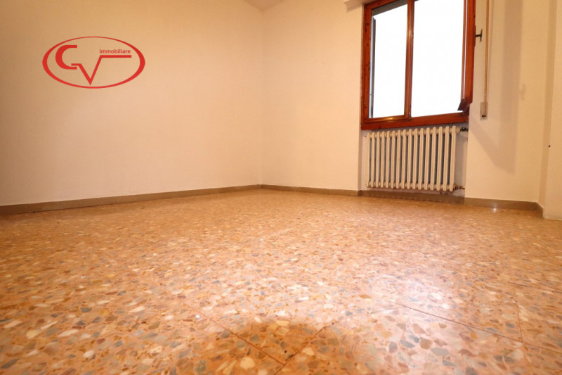 Immagine 38 di Villa in vendita  in gaville a Figline E Incisa Valdarno