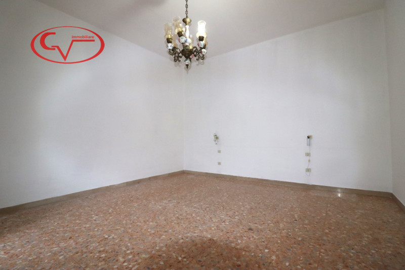 Immagine 39 di Villa in vendita  in gaville a Figline E Incisa Valdarno