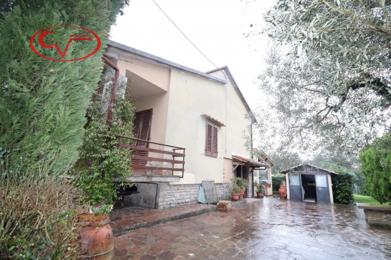 Immagine 46 di Villa in vendita  in gaville a Figline E Incisa Valdarno