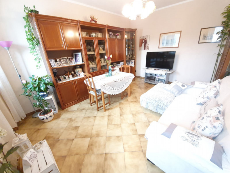 Immagine 10 di Villa in vendita  in Via Trieste 33 a Mirabello Monferrato