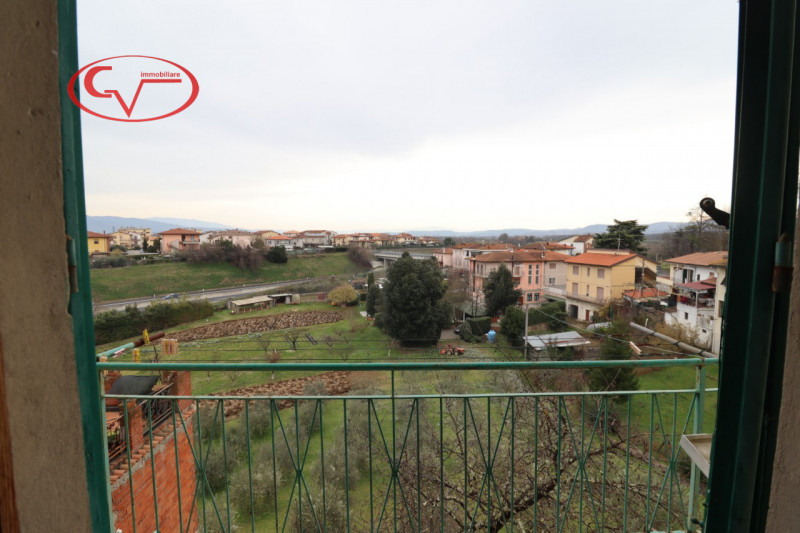 Immagine 5 di Appartamento in vendita  a Laterina Pergine Valdarno