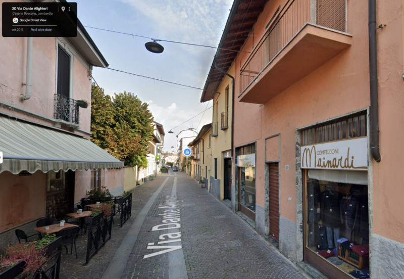 Immagine 1 di Villa in vendita  in VIA DANTE ALIGHERI CESANO BOSCONE a Cesano Boscone