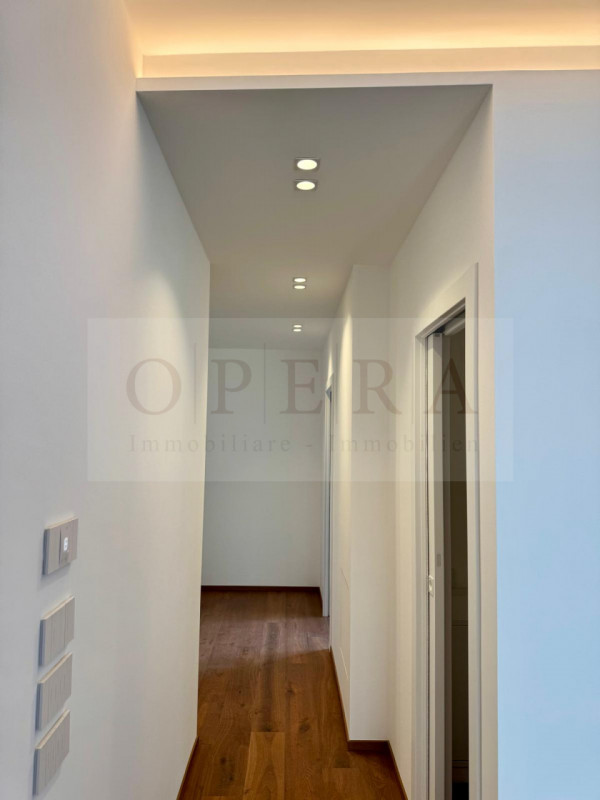 Immagine 9 di Appartamento in vendita  in Via Mendola a Bolzano