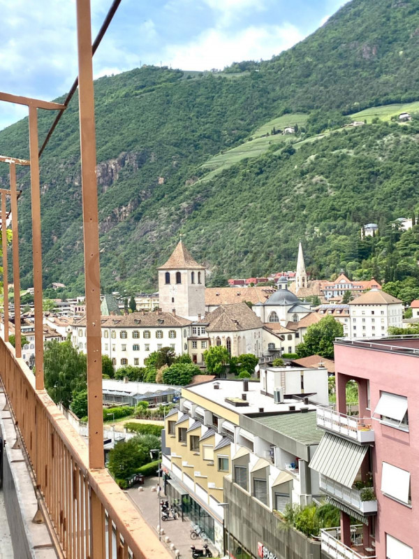 Immagine 2 di Attico in vendita  in Corso Libertà a Bolzano