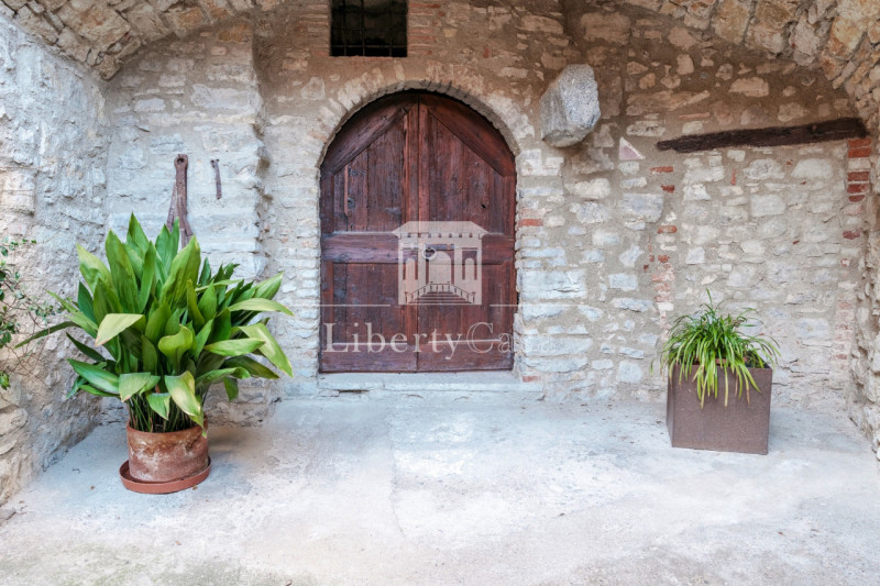 Immagine 5 di Casa trifamiliare in vendita  in Piazza Cavour a Tignale