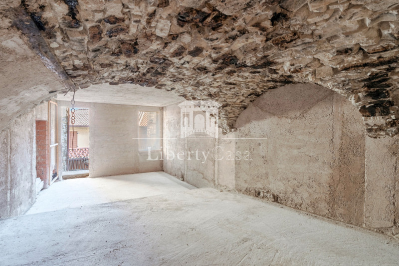 Immagine 7 di Casa trifamiliare in vendita  in Piazza Cavour a Tignale