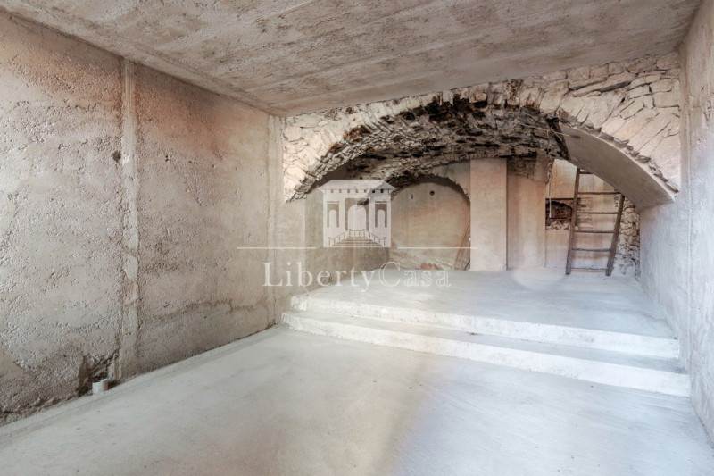 Immagine 8 di Casa trifamiliare in vendita  in Piazza Cavour a Tignale