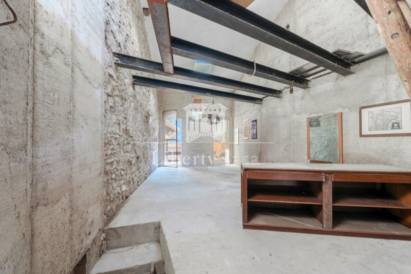 Immagine 11 di Casa trifamiliare in vendita  in Piazza Cavour a Tignale