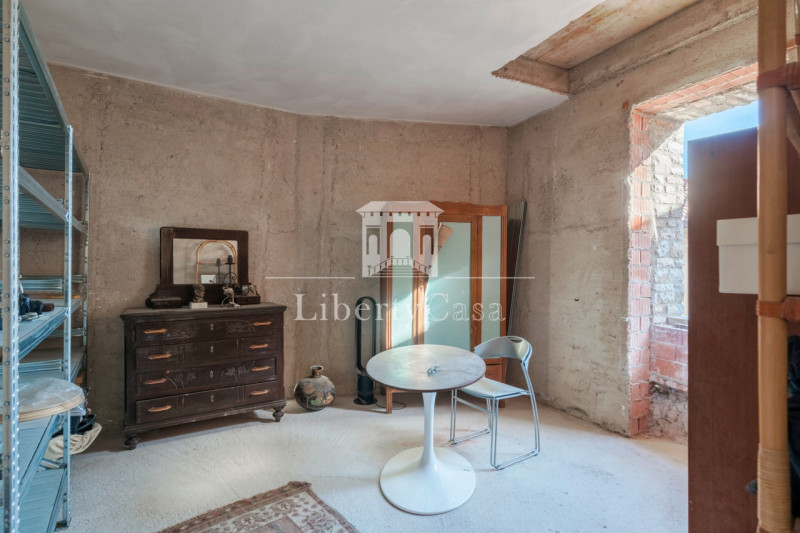 Immagine 15 di Casa trifamiliare in vendita  in Piazza Cavour a Tignale