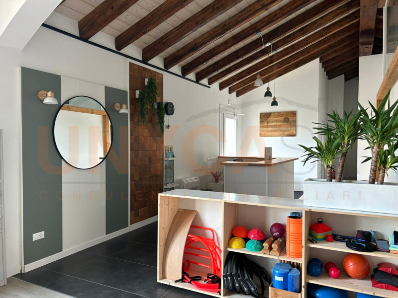 Immagine 7 di Attività commerciale in affitto  a Grisignano Di Zocco