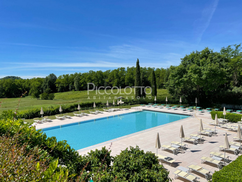 Immagine 20 di Appartamento in vendita  in via Strada dei Colli a Asolo