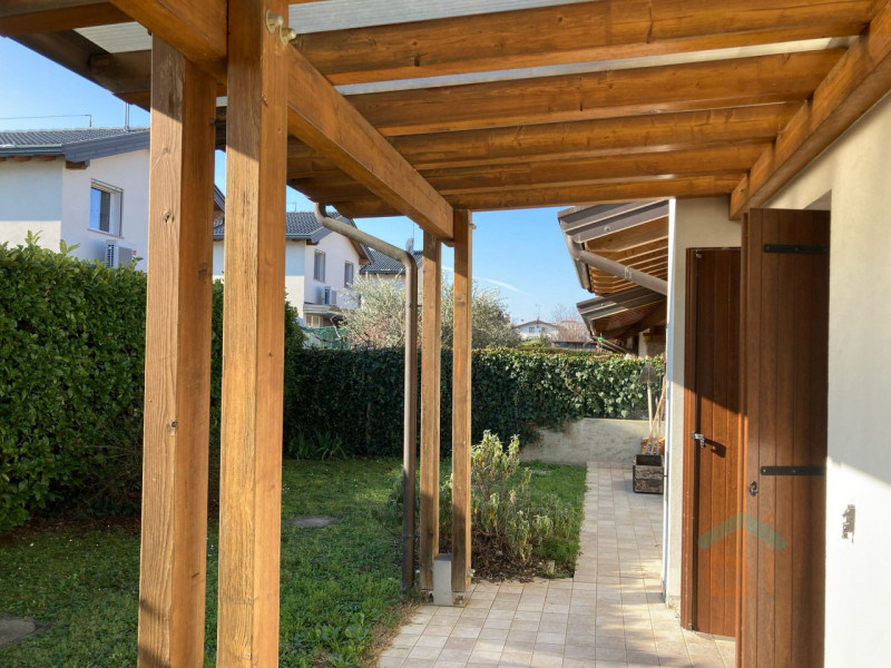 Immagine 4 di Villetta a schiera in vendita  in via Duca d'aosta 38 a Cervignano Del Friuli