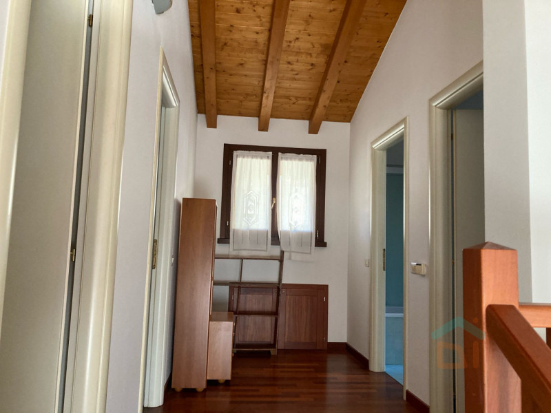 Immagine 5 di Villetta a schiera in vendita  in via Duca d'aosta 38 a Cervignano Del Friuli