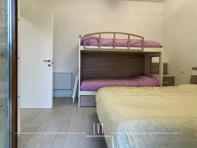 Immagine 13 di Appartamento in vendita  in Via Benvenuto Cellini n.4 a Jesolo