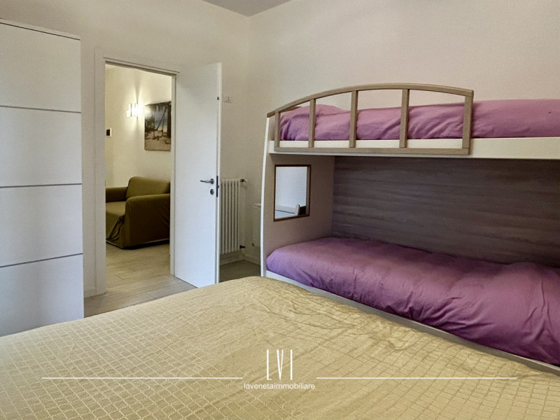 Immagine 14 di Appartamento in vendita  in Via Benvenuto Cellini n.4 a Jesolo