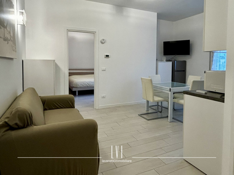 Immagine 20 di Appartamento in vendita  in Via Benvenuto Cellini n.4 a Jesolo