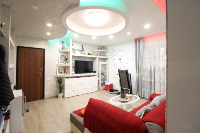 Immagine 23 di Appartamento in vendita  a Cologno Monzese