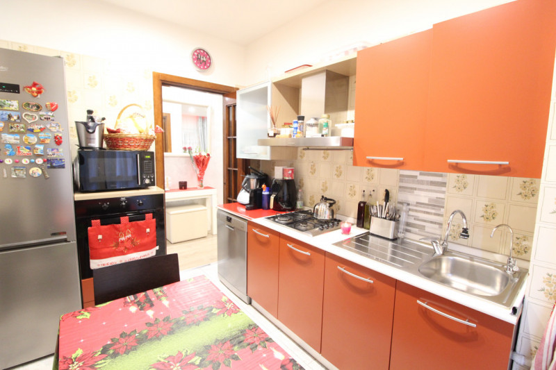 Immagine 27 di Appartamento in vendita  a Cologno Monzese