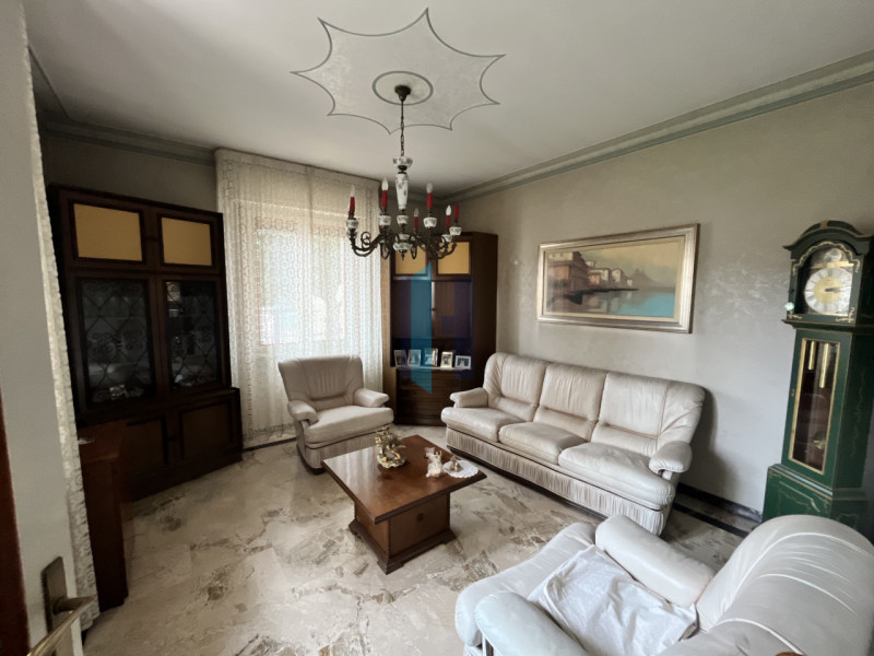 Immagine 3 di Villa in vendita  in via Trento 16 a Castenedolo