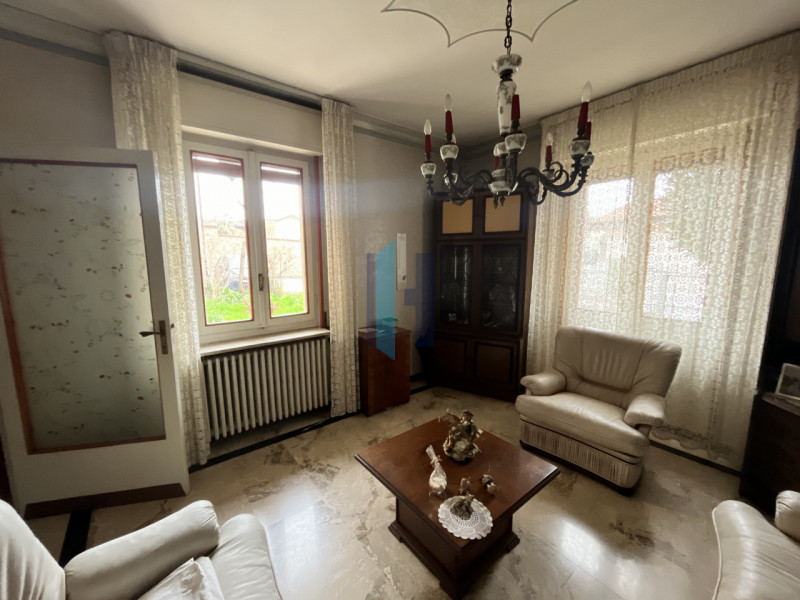 Immagine 4 di Villa in vendita  in via Trento 16 a Castenedolo