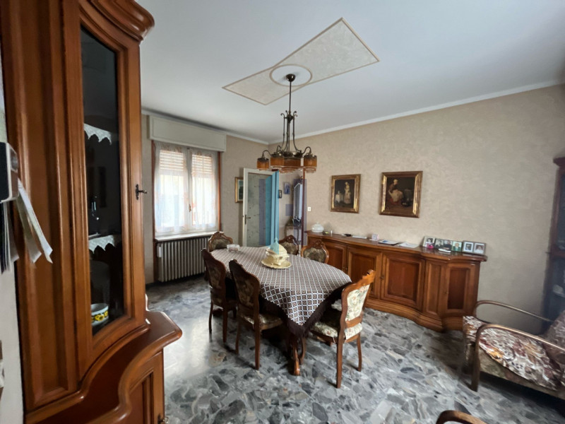 Immagine 7 di Villa in vendita  in via Trento 16 a Castenedolo