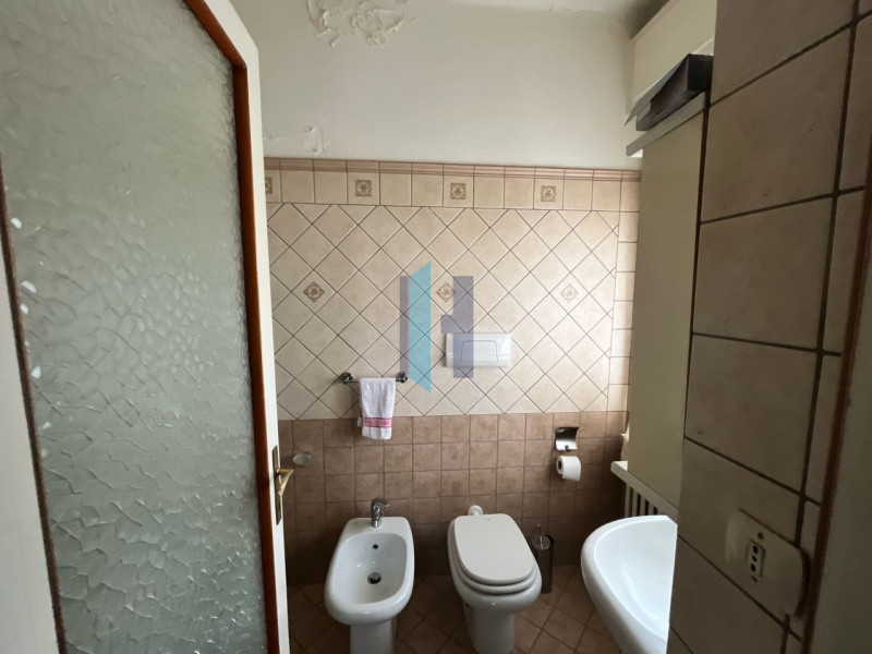 Immagine 21 di Villa in vendita  in via Trento 16 a Castenedolo