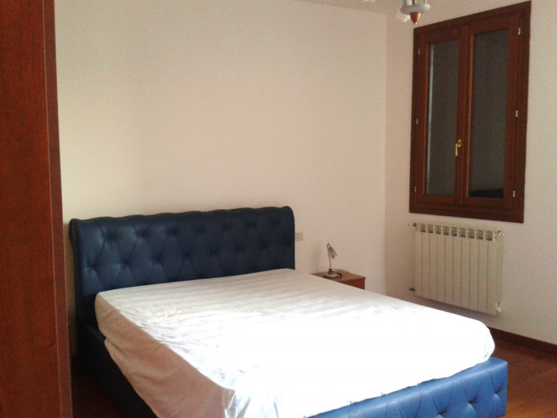 Immagine 3 di Appartamento in vendita  a Badia Polesine