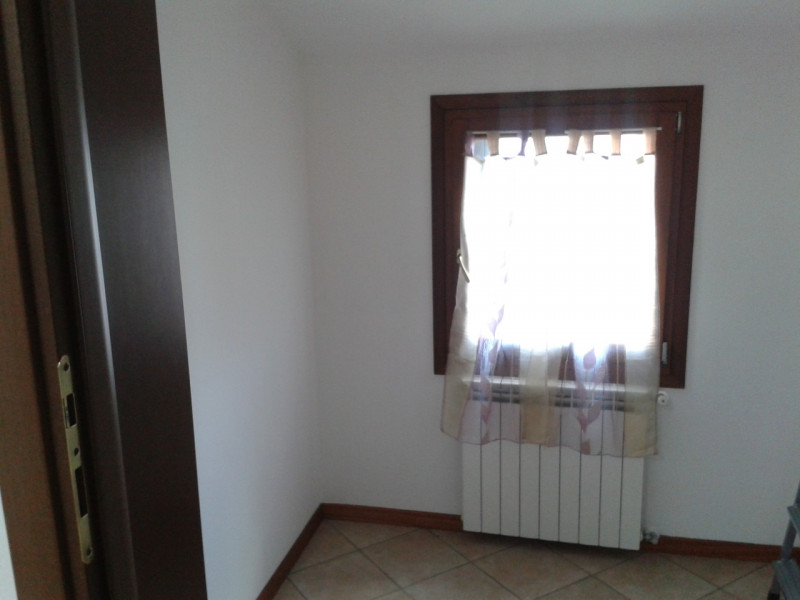 Immagine 7 di Appartamento in vendita  a Badia Polesine