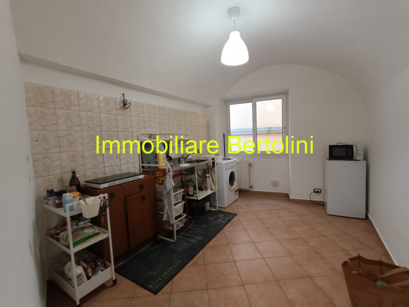 Immagine 3 di Appartamento in vendita  in Coldirodi a San Remo