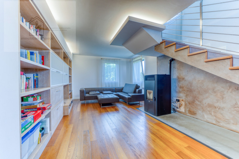 Immagine 5 di Villa in vendita  in via Restello a Villa Del Conte