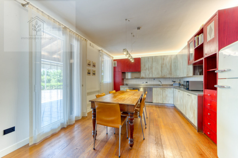 Immagine 7 di Villa in vendita  in via Restello a Villa Del Conte