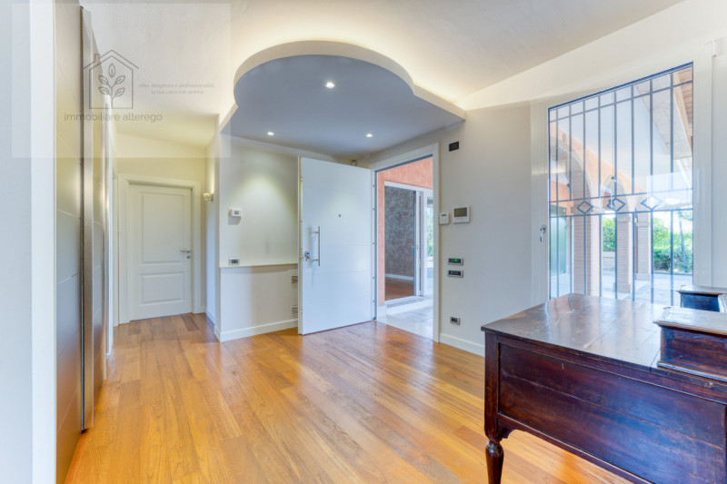 Immagine 9 di Villa in vendita  in via Restello a Villa Del Conte