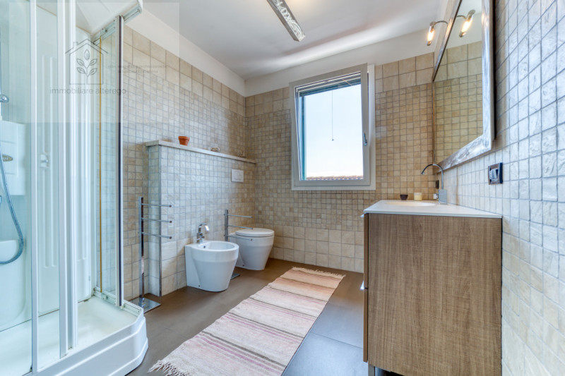 Immagine 13 di Villa in vendita  in via Restello a Villa Del Conte