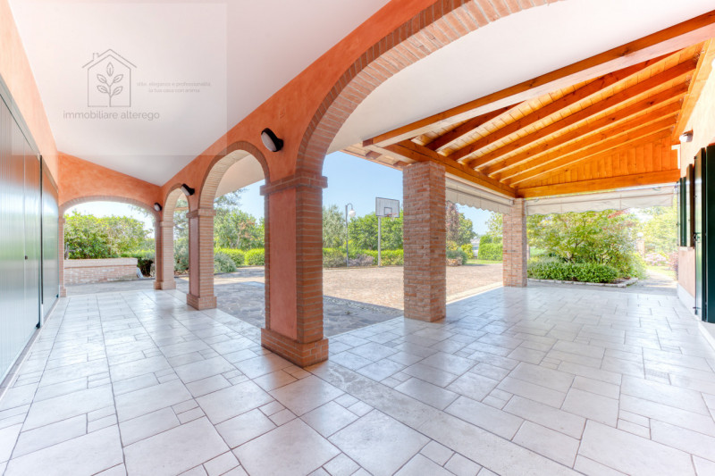 Immagine 24 di Villa in vendita  in via Restello a Villa Del Conte