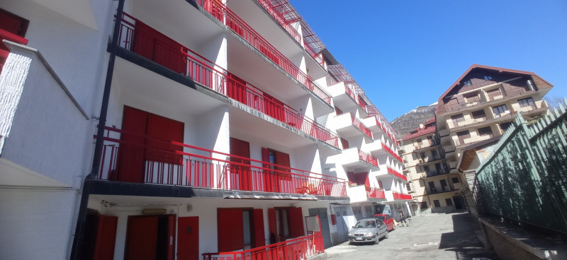 Immagine 3 di Appartamento in vendita  in Viale Callet 19 a Bardonecchia