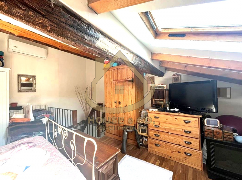 Immagine 8 di Appartamento in vendita  in Corso Cavour a Vigevano