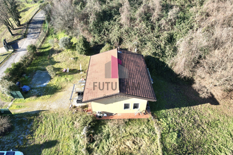 Immagine 4 di Casa indipendente in vendita  in Via Montello a Altavilla Vicentina