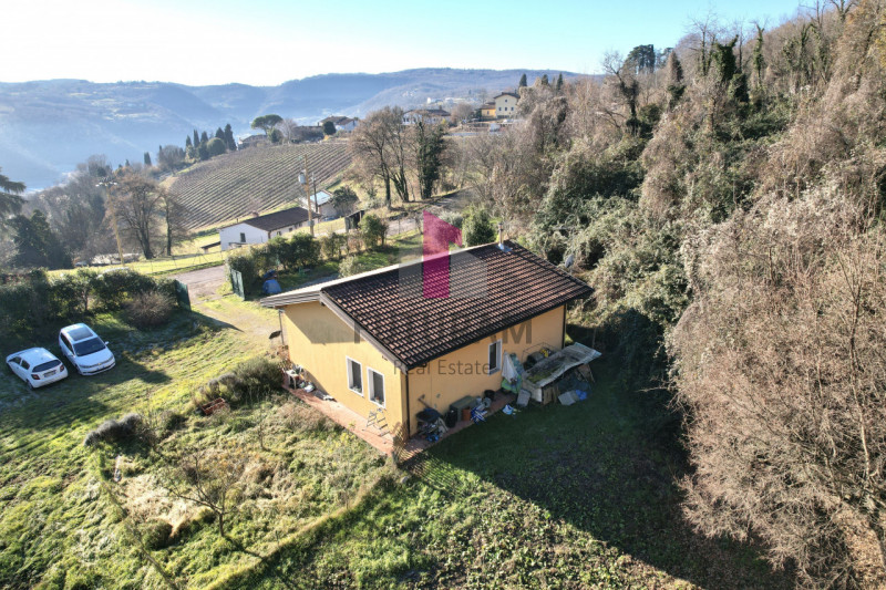Immagine 5 di Casa indipendente in vendita  in Via Montello a Altavilla Vicentina