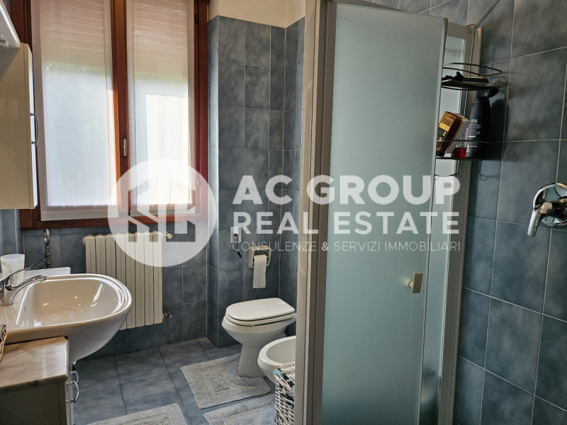 Immagine 16 di Villa in vendita  in Via Giotto a Rescaldina